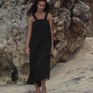 The Handloom Los Angeles Black Maxi Dress-  One Size Fits All